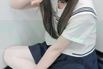 紧急企划 – 小婕的牛仔裤全集：不信你来下载，看看她的搭配技艺！
