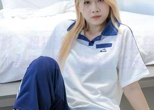 绮梦摄影 – 想知道牛仔裤的真正穿法？阿琳的美图下载，答案就在这里！