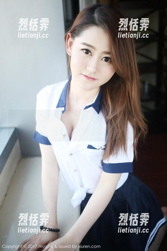 美媛馆 - 张恬恬+粉色=满满的私房诱惑，图包里的轻盈感受