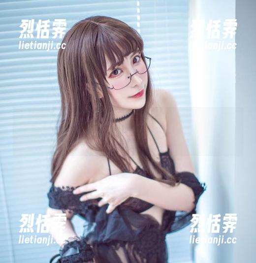 精选里总有一抹恶魔气息，翎柒菜菜真的是谁不喜欢呀？