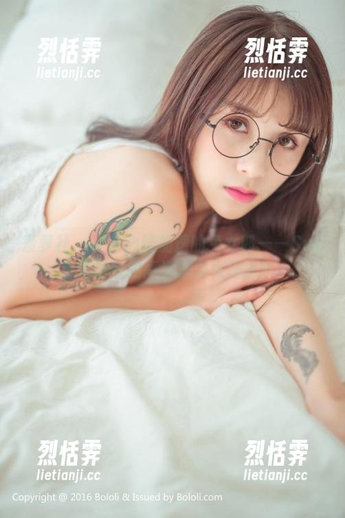 菠萝社 - 让人心跳加速的兔女郎——Suki朱忆音的高清魅力大揭秘！