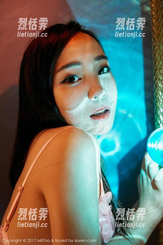 蜜桃社 - 这一季的泳装福利，李宝宝写真你绝不能错过