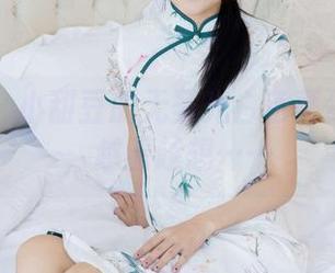 袜啵啵 – 小甜豆的无圣光白色蕾丝袜图包，越看越想……