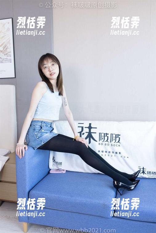 袜啵啵 - 熊熊运动鞋大作战：美图套图里的每一步都充满戏剧性！