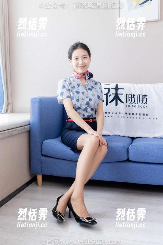 袜啵啵 - 资源大放送！瑶瑶的白棉袜写真，让你每天都想点赞
