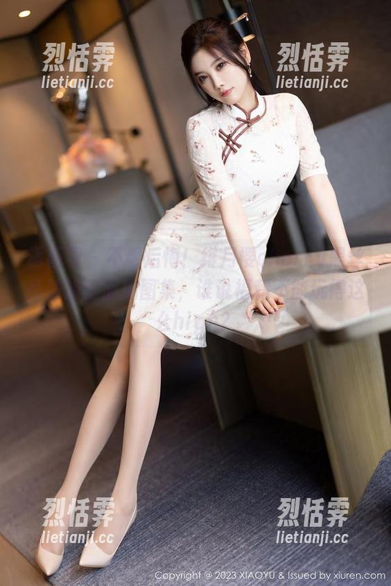 语画界-绯月樱cherry 语画界 - 不看后悔!绯月樱cherry黑丝吊袜旗袍旅拍图集,谁说福利不能玩得这么high?