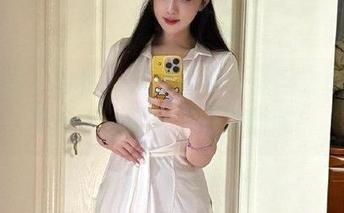 微密圈 – 跟我一起来看看轩子巨二兔的新年快乐，记得下载原图哦！
