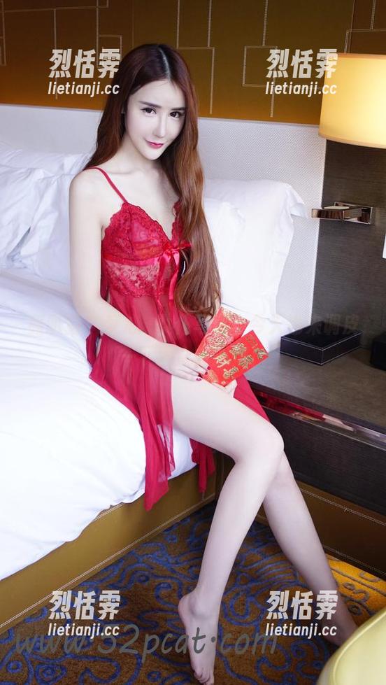 轰趴猫 - 梦心玥女仆写真，今天也来调皮一下观众的心情！