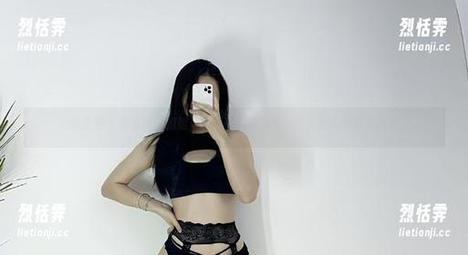 微密圈 - 观看铁锤姐姐，沉醉在那西海岸风格背后的懒散与逸趣