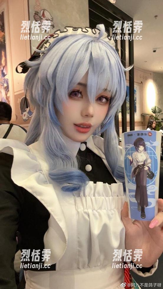 阿九从不咕咕，你的镇海白黒双人图包让我明白，黑白之间还有一片‘灰色地带’值得探索！