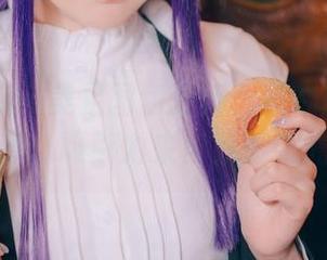 霜月shimo美足图包更新：装饰脚是一种态度，吸引力来自双脚发光！