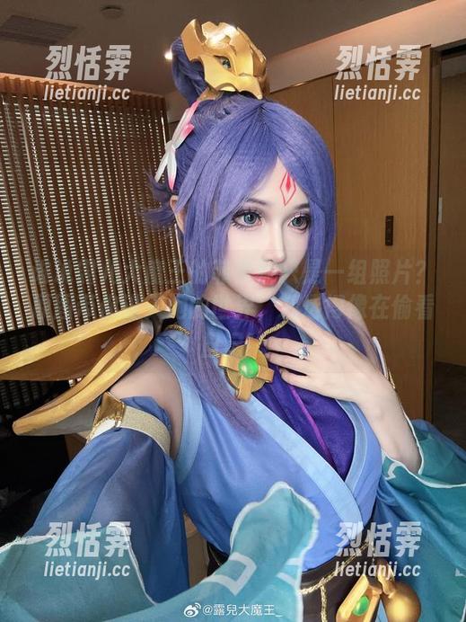 谁说露儿大魔王的菲欧娜只是一组照片？原图带你进入她的世界，精选得像在偷看日记！