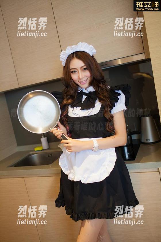 青豆客-苏糯米 青豆客 - 吊带、图包,还有苏糯米的神秘资源,藏着谁的心事?