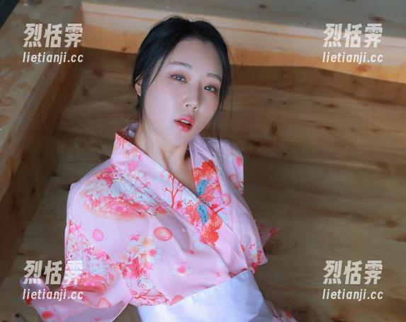 韩国CoCo的花开图集：每一张都是盛开的福利，来一波吸睛！